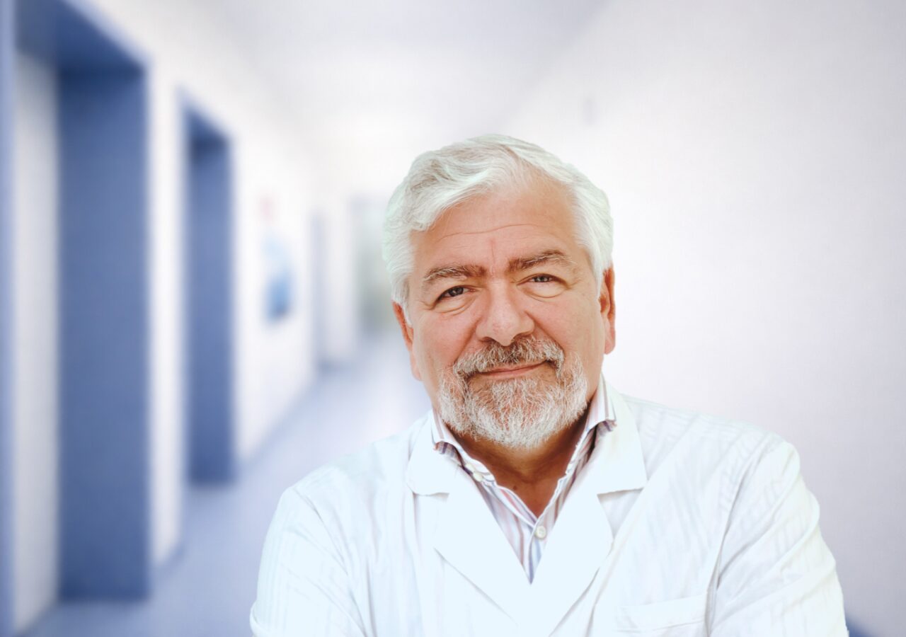 Dr. Mario Vitale